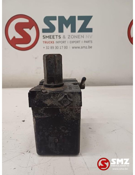 MAN Occ cabinekantelpomp MAN - Telaio per Camion: foto 4 MAN Occ cabinekantelpomp MAN - Telaio per Camion: foto 4