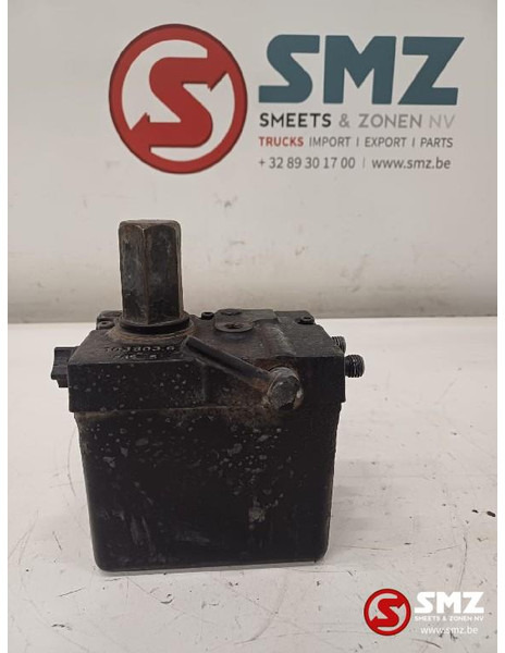 MAN Occ cabinekantelpomp MAN - Telaio per Camion: foto 2 MAN Occ cabinekantelpomp MAN - Telaio per Camion: foto 2