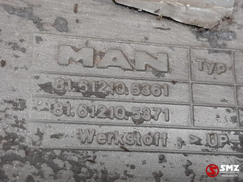 MAN Occ cabinespatbord links MAN - Carrozzeria ed esterni per Camion: foto 4 MAN Occ cabinespatbord links MAN - Carrozzeria ed esterni per Camion: foto 4