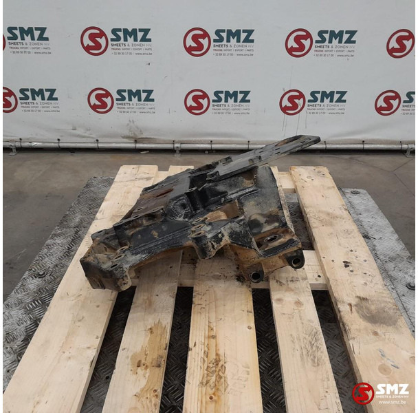 MAN Occ montagebeugel voorveer rechts MAN - Telaio per Camion: foto 3 MAN Occ montagebeugel voorveer rechts MAN - Telaio per Camion: foto 3