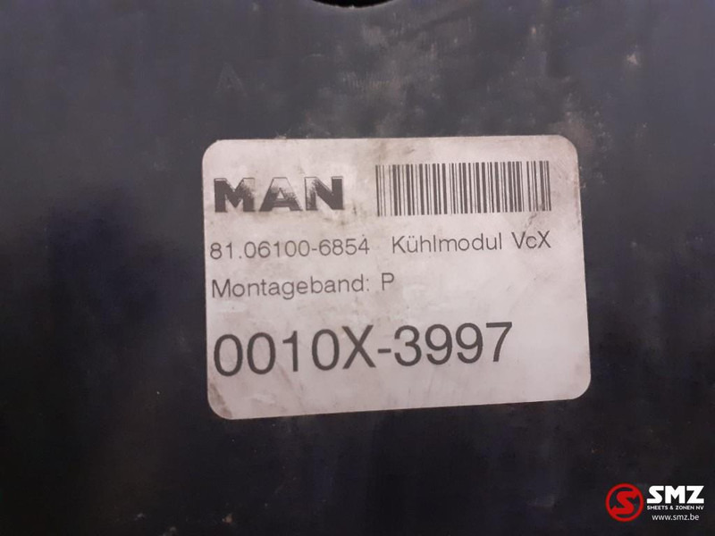 MAN Occ radiatorset MAN - Radiatore per Camion: foto 5 MAN Occ radiatorset MAN - Radiatore per Camion: foto 5