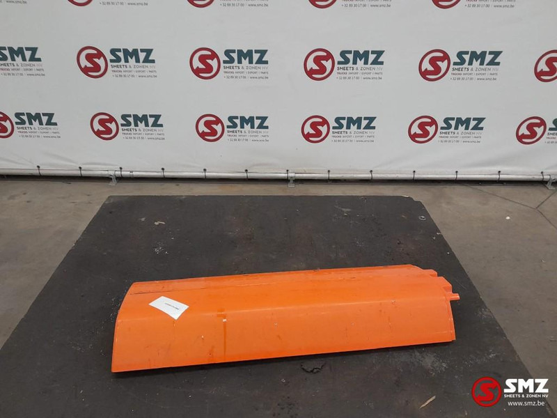 MAN Occ spatbordverlenging links MAN - Carrozzeria ed esterni per Camion: foto 1 MAN Occ spatbordverlenging links MAN - Carrozzeria ed esterni per Camion: foto 1