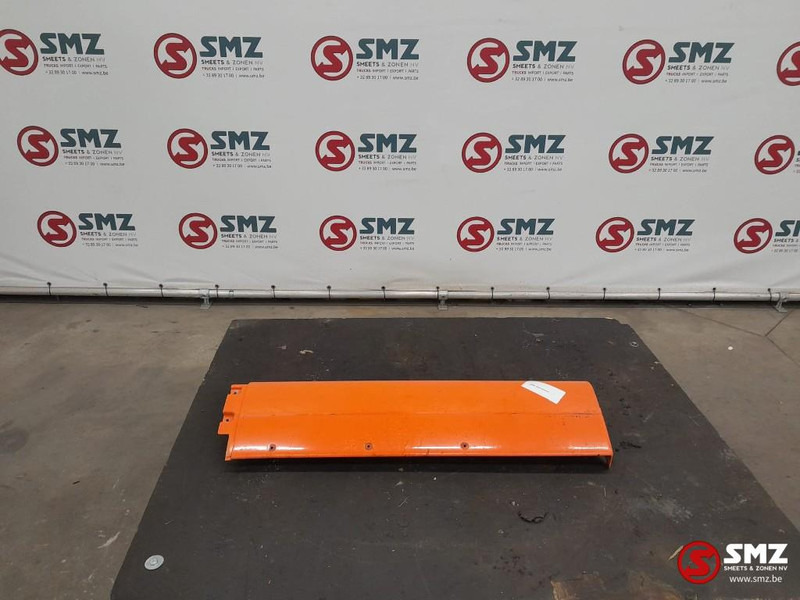 MAN Occ spatbordverlenging links MAN - Carrozzeria ed esterni per Camion: foto 2 MAN Occ spatbordverlenging links MAN - Carrozzeria ed esterni per Camion: foto 2