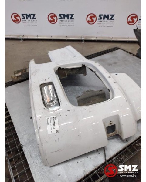 Mercedes-Benz Occ Bumperhoek links met lampen Actros mp2/3 - Angolo paraurti per Camion: foto 2 Mercedes-Benz Occ Bumperhoek links met lampen Actros mp2/3 - Angolo paraurti per Camion: foto 2