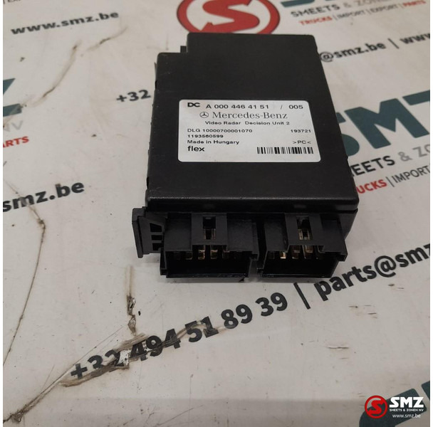 Mercedes-Benz Occ ECU Video Radar Desicion Unit regeleenheid Mer - ECU per Camion: foto 1 Mercedes-Benz Occ ECU Video Radar Desicion Unit regeleenheid Mer - ECU per Camion: foto 1