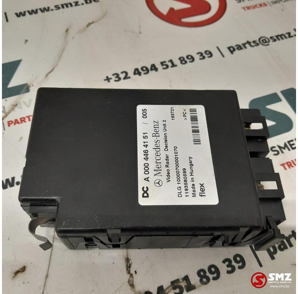 Mercedes-Benz Occ ECU Video Radar Desicion Unit regeleenheid Mer - ECU per Camion: foto 2 Mercedes-Benz Occ ECU Video Radar Desicion Unit regeleenheid Mer - ECU per Camion: foto 2