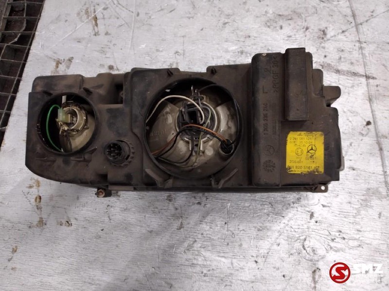 Mercedes-Benz Occ Koplamp links met steun Mercedes Actros MP1 - Fanale per Camion: foto 3 Mercedes-Benz Occ Koplamp links met steun Mercedes Actros MP1 - Fanale per Camion: foto 3