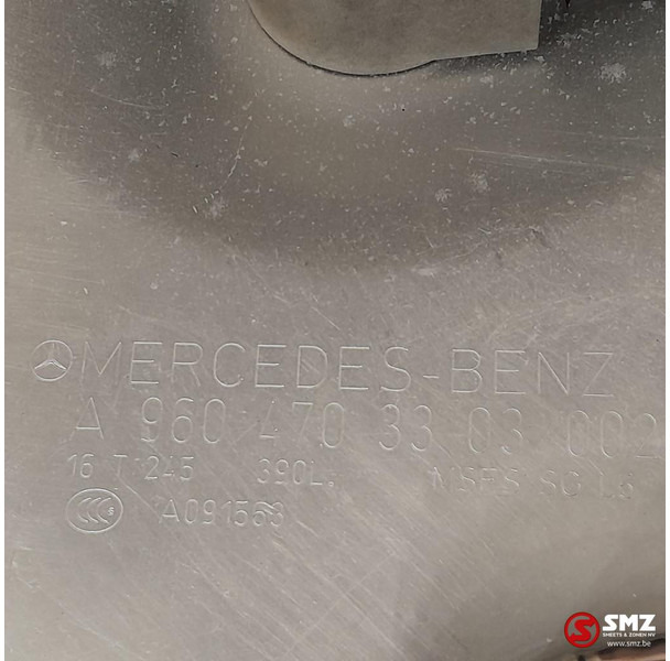 Mercedes-Benz Occ brandstoftank 390L Mercedes - Serbatoio carburante per Camion: foto 5 Mercedes-Benz Occ brandstoftank 390L Mercedes - Serbatoio carburante per Camion: foto 5