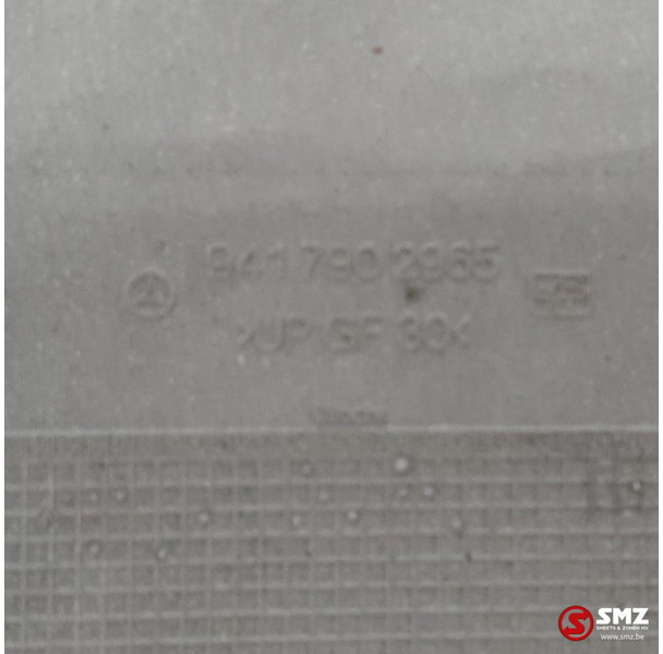 Mercedes-Benz Occ cabinespoilerset Mercedes Actros mp2/3 - Aero kit/ Spoiler per Camion: foto 5 Mercedes-Benz Occ cabinespoilerset Mercedes Actros mp2/3 - Aero kit/ Spoiler per Camion: foto 5