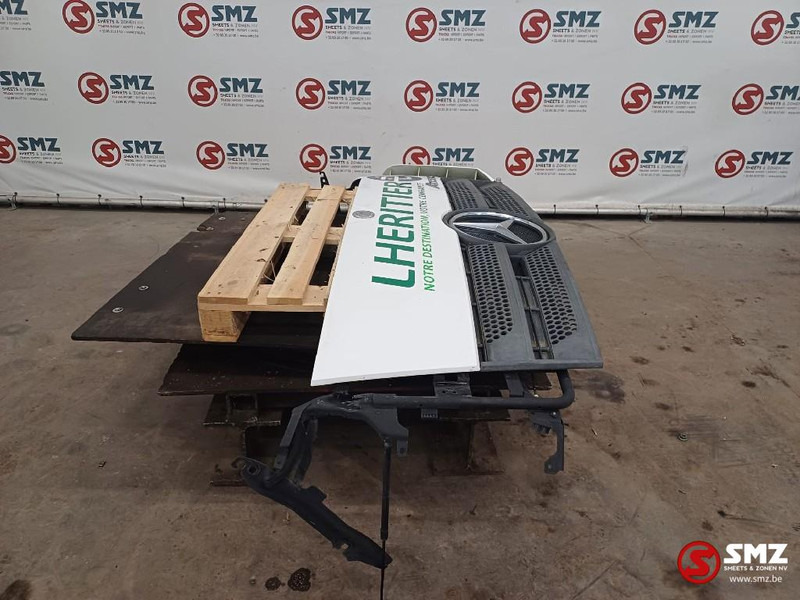 Mercedes-Benz Occ grille Mercedes - Griglia radiatore per Camion: foto 4 Mercedes-Benz Occ grille Mercedes - Griglia radiatore per Camion: foto 4