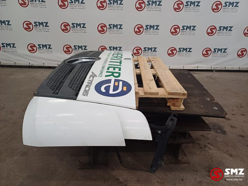 Mercedes-Benz Occ grille Mercedes - Griglia radiatore per Camion: foto 3 Mercedes-Benz Occ grille Mercedes - Griglia radiatore per Camion: foto 3