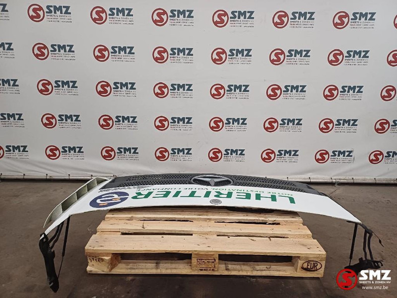 Mercedes-Benz Occ grille Mercedes - Griglia radiatore per Camion: foto 2 Mercedes-Benz Occ grille Mercedes - Griglia radiatore per Camion: foto 2