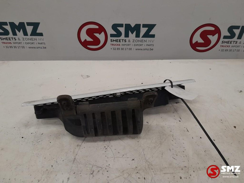 Mercedes-Benz Occ grille linksonder Mercedes - Griglia radiatore per Camion: foto 2 Mercedes-Benz Occ grille linksonder Mercedes - Griglia radiatore per Camion: foto 2