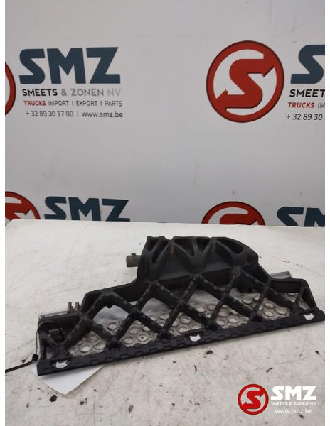 Mercedes-Benz Occ grille rechtsonder Mercedes - Griglia radiatore per Camion: foto 3 Mercedes-Benz Occ grille rechtsonder Mercedes - Griglia radiatore per Camion: foto 3