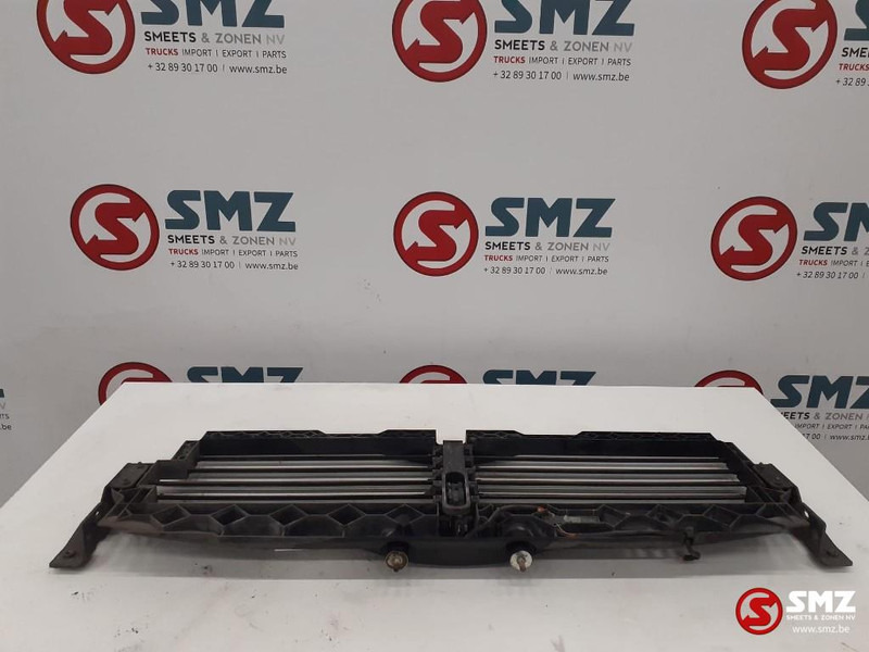 Mercedes-Benz Occ radiatorgrille Mercedes - Griglia radiatore per Camion: foto 3 Mercedes-Benz Occ radiatorgrille Mercedes - Griglia radiatore per Camion: foto 3