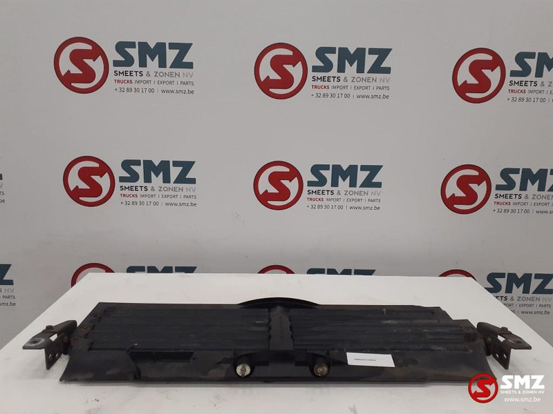 Mercedes-Benz Occ radiatorgrille Mercedes - Griglia radiatore per Camion: foto 1 Mercedes-Benz Occ radiatorgrille Mercedes - Griglia radiatore per Camion: foto 1