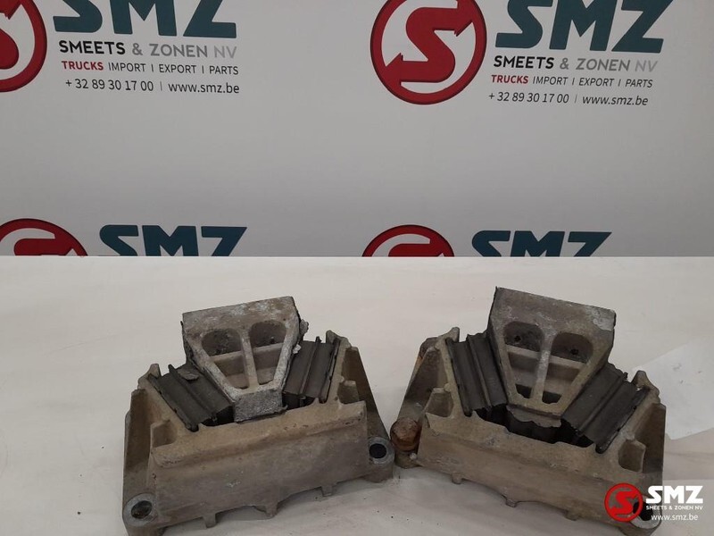 Mercedes-Benz Occ set motorsteunen Mercedes Actros 1831 A9412415 - Supporto motore per Camion: foto 1 Mercedes-Benz Occ set motorsteunen Mercedes Actros 1831 A9412415 - Supporto motore per Camion: foto 1
