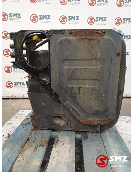 Renault Occ AdBluetank 60L Renault - Sistema di alimentazione per Camion: foto 3 Renault Occ AdBluetank 60L Renault - Sistema di alimentazione per Camion: foto 3