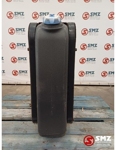 Renault Occ AdBluetank 60L Renault - Sistema di alimentazione per Camion: foto 1 Renault Occ AdBluetank 60L Renault - Sistema di alimentazione per Camion: foto 1