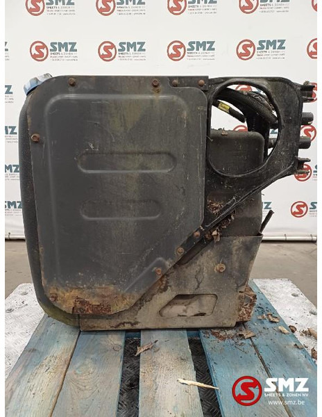 Renault Occ AdBluetank 60L Renault - Sistema di alimentazione per Camion: foto 2 Renault Occ AdBluetank 60L Renault - Sistema di alimentazione per Camion: foto 2