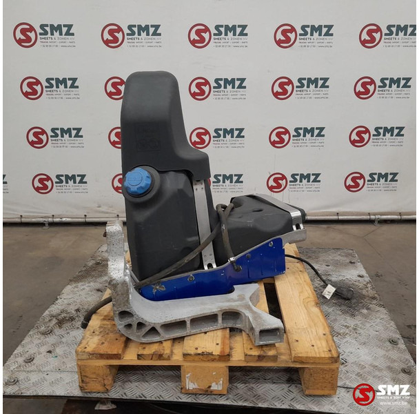 Renault Occ AdBluetank + Adblueniveausensor + AdBluepomp + - Sistema di alimentazione per Camion: foto 3 Renault Occ AdBluetank + Adblueniveausensor + AdBluepomp + - Sistema di alimentazione per Camion: foto 3