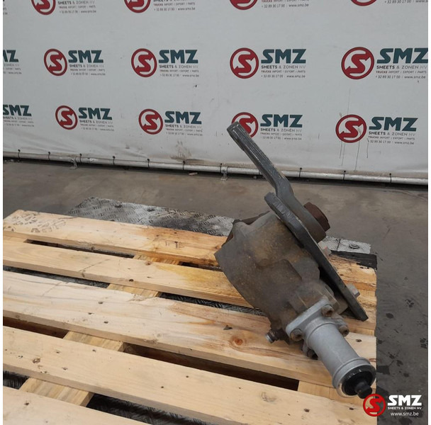 Renault Occ Stuurhuis Renault - Scatola dello sterzo per Camion: foto 3 Renault Occ Stuurhuis Renault - Scatola dello sterzo per Camion: foto 3