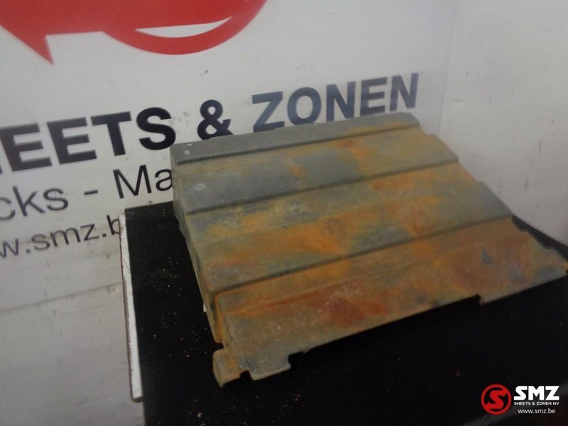 Renault Occ batterijkap kerax - Batteria per Camion: foto 1 Renault Occ batterijkap kerax - Batteria per Camion: foto 1