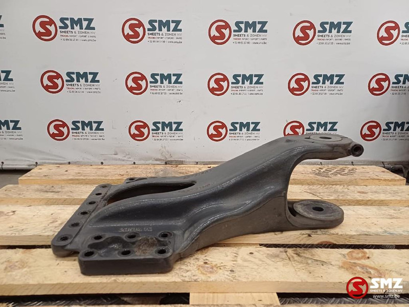 Renault Occ bladveersteun achteras Renault - Telaio per Camion: foto 1 Renault Occ bladveersteun achteras Renault - Telaio per Camion: foto 1