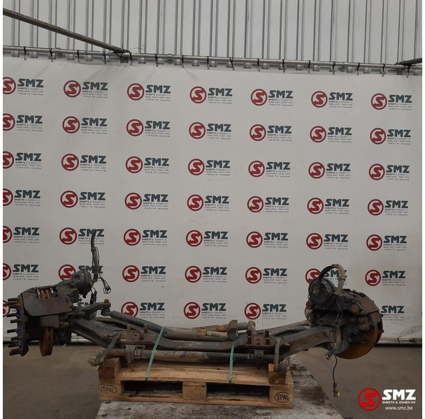 Renault Occ vooras + set bladveren vooras Renault - Sterzo per Camion: foto 2 Renault Occ vooras + set bladveren vooras Renault - Sterzo per Camion: foto 2