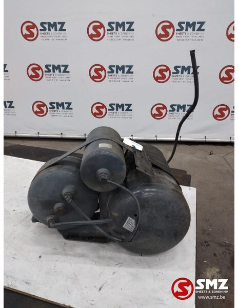 Mercedes-Benz Occ set luchtketels 4L 7.5L 25L 15.5Bar Mercedes A - Ricambi per Camion: foto 1 Mercedes-Benz Occ set luchtketels 4L 7.5L 25L 15.5Bar Mercedes A - Ricambi per Camion: foto 1