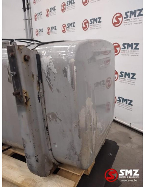 Scania Occ brandstoftank 700L Scania - Serbatoio carburante per Camion: foto 4 Scania Occ brandstoftank 700L Scania - Serbatoio carburante per Camion: foto 4