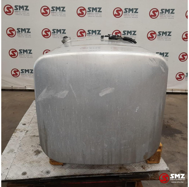 Scania Occ brandstoftank 700L + brandstofniveausensor Sca - Serbatoio carburante per Camion: foto 3 Scania Occ brandstoftank 700L + brandstofniveausensor Sca - Serbatoio carburante per Camion: foto 3