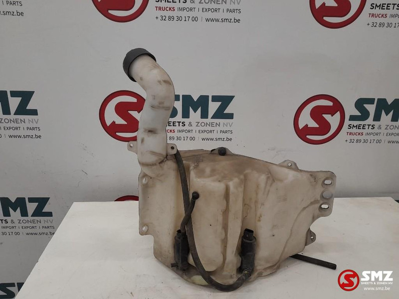 Scania Occ ruitensproeierreservoir Scania - Tergicristallo per Camion: foto 2 Scania Occ ruitensproeierreservoir Scania - Tergicristallo per Camion: foto 2