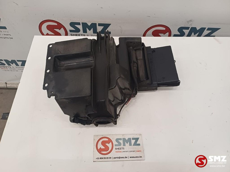 Scania Occ ruitenwissersproeierreservoir Scania - Tergicristallo per Camion: foto 3 Scania Occ ruitenwissersproeierreservoir Scania - Tergicristallo per Camion: foto 3