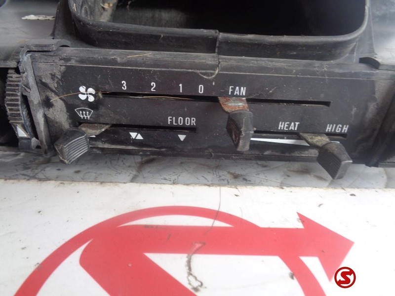 Volvo Occ verwarming volvo fh12 - Riscaldamento/ Ventilazione per Camion: foto 5 Volvo Occ verwarming volvo fh12 - Riscaldamento/ Ventilazione per Camion: foto 5