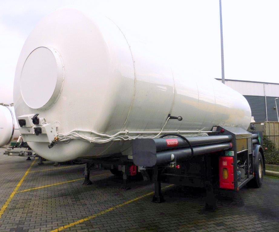 BURG Gas tank semi-trailer used for CO2 Carbon dioxide - Semirimorchio cisterna: foto 1 BURG Gas tank semi-trailer used for CO2 Carbon dioxide - Semirimorchio cisterna: foto 1