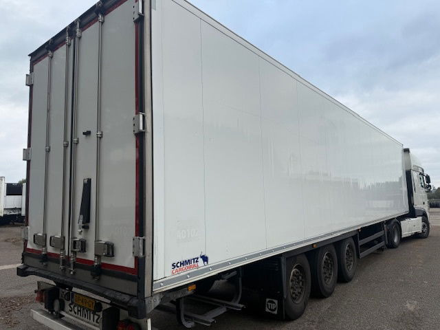 Schmitz Cargobull Vector 1550 liftas - Semirimorchio frigorifero: foto 3 Schmitz Cargobull Vector 1550 liftas - Semirimorchio frigorifero: foto 3
