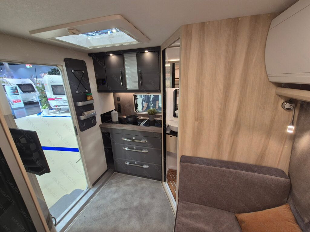 DE LUXE 460 SL - Caravan: foto 5 DE LUXE 460 SL - Caravan: foto 5