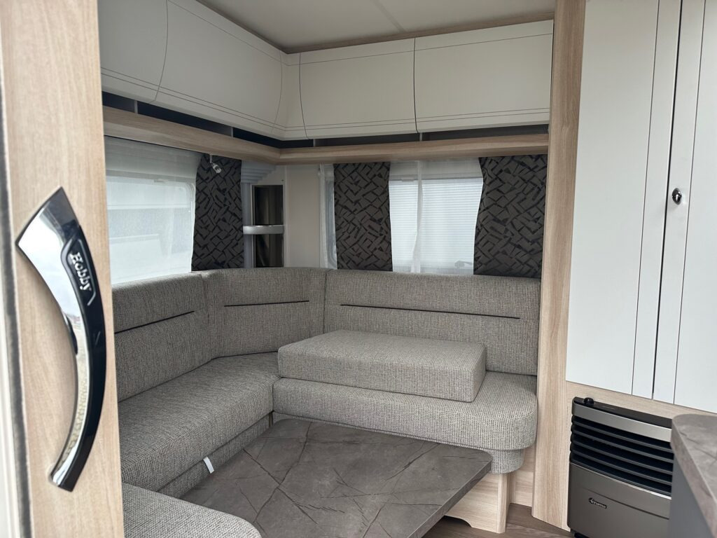 DE LUXE 495 UL 2024 - Caravan: foto 5 DE LUXE 495 UL 2024 - Caravan: foto 5