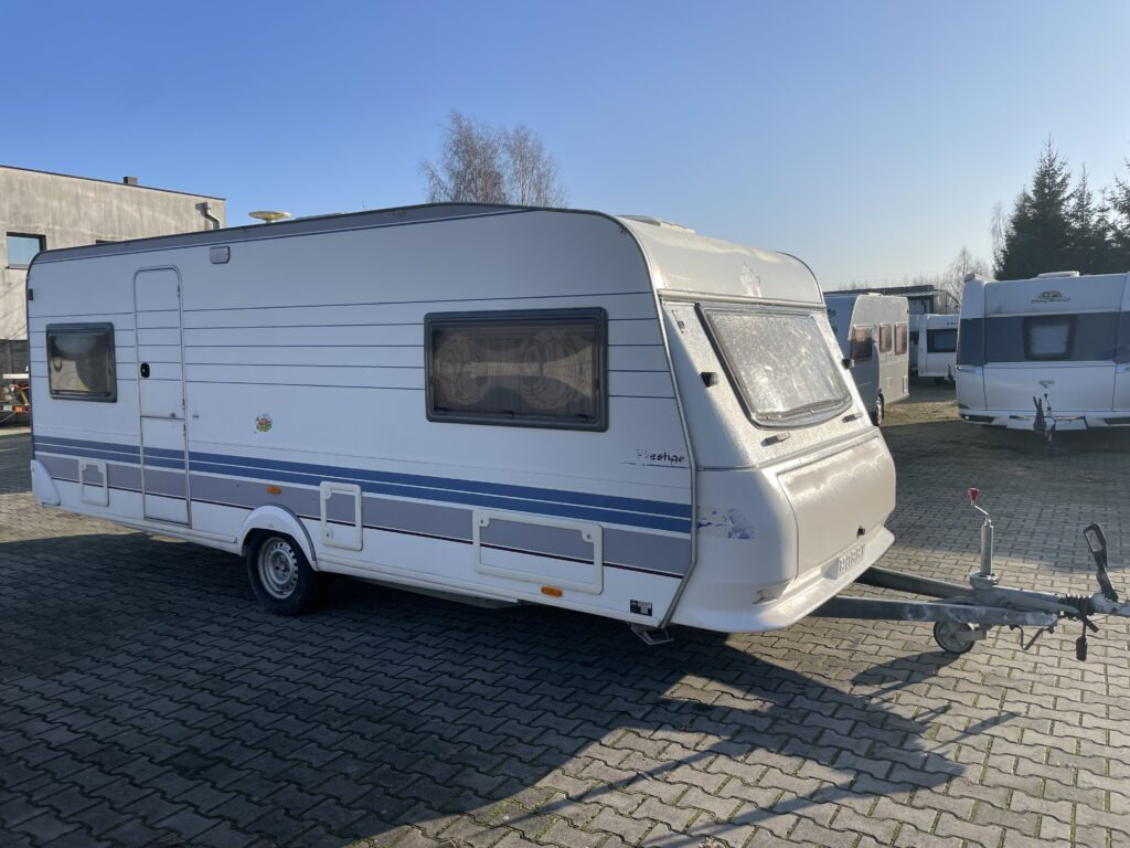 Hobby 560 UL Prestige 1998 - Caravan: foto 3 Hobby 560 UL Prestige 1998 - Caravan: foto 3