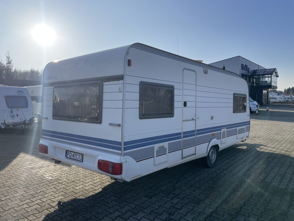 Hobby 560 UL Prestige 1998 - Caravan: foto 4 Hobby 560 UL Prestige 1998 - Caravan: foto 4