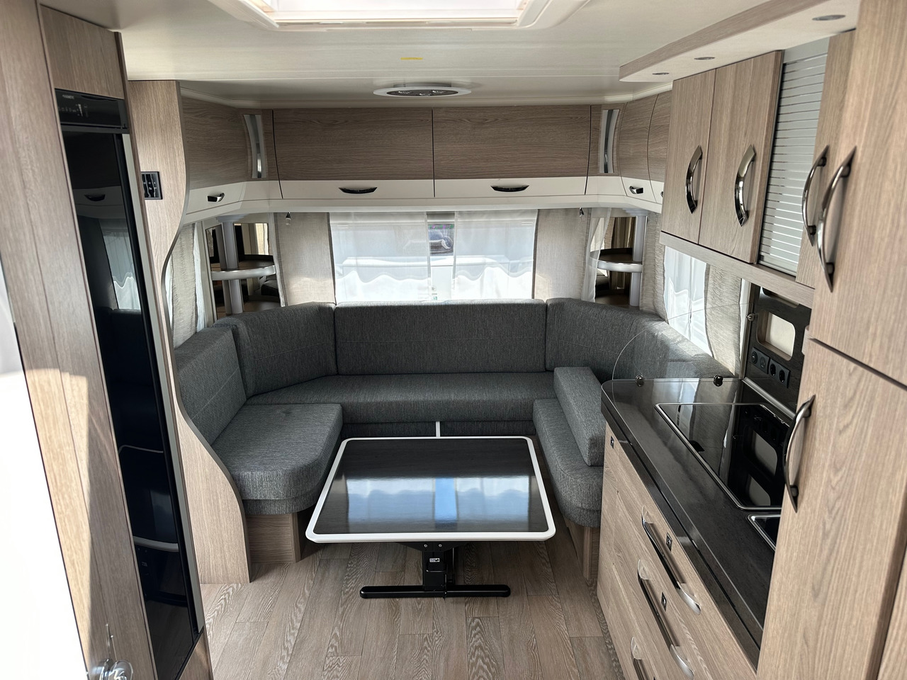 Hobby 560 UL Prestige 2023 - Caravan: foto 5 Hobby 560 UL Prestige 2023 - Caravan: foto 5