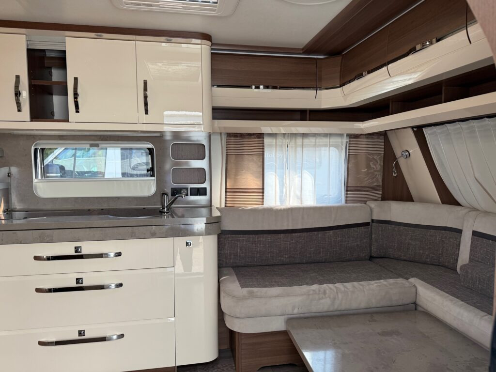 Hobby 720 KWFU Prestige 2020 - Caravan: foto 5 Hobby 720 KWFU Prestige 2020 - Caravan: foto 5