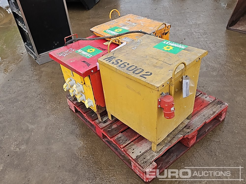 110 Volt Transformer (3 of) - Attrezzatura da costruzione: foto 3 110 Volt Transformer (3 of) - Attrezzatura da costruzione: foto 3