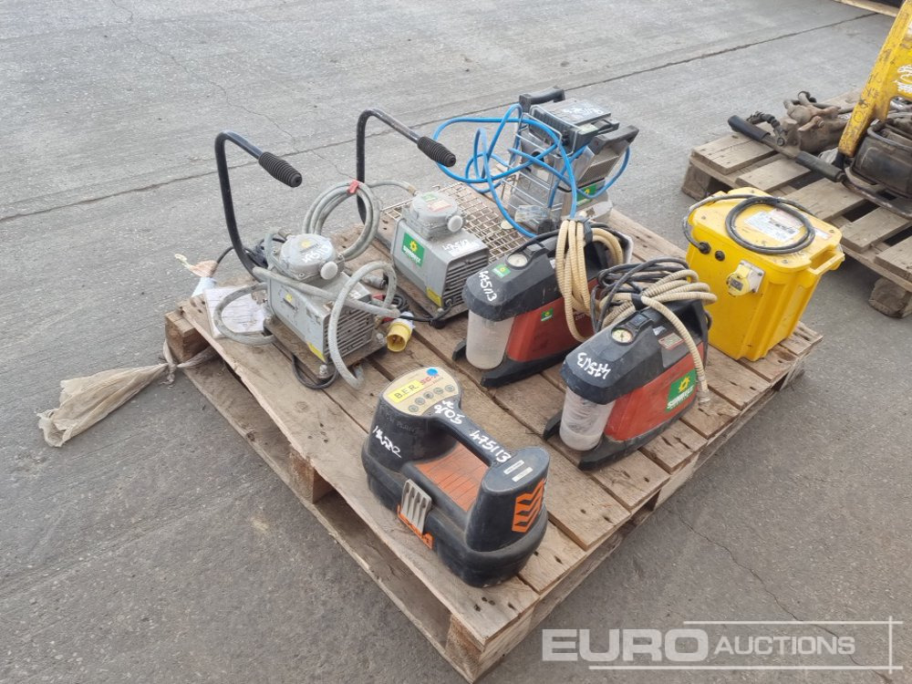 110Volt Transformer, 110Volt Vacuum Pump (4 of), 110Volt Hand Held Floor Sander, Cable Avoidance Tool Signal Detector - Attrezzatura da costruzione: foto 3 110Volt Transformer, 110Volt Vacuum Pump (4 of), 110Volt Hand Held Floor Sander, Cable Avoidance Tool Signal Detector - Attrezzatura da costruzione: foto 3