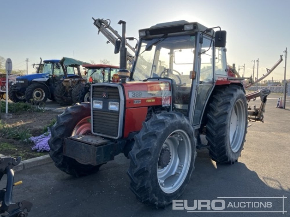 1996 Massey Ferguson 382 4WD, A/C - Trattore: foto 1 1996 Massey Ferguson 382 4WD, A/C - Trattore: foto 1