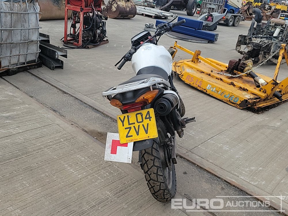 2004 Honda XL125 - Motocicletta: foto 4 2004 Honda XL125 - Motocicletta: foto 4