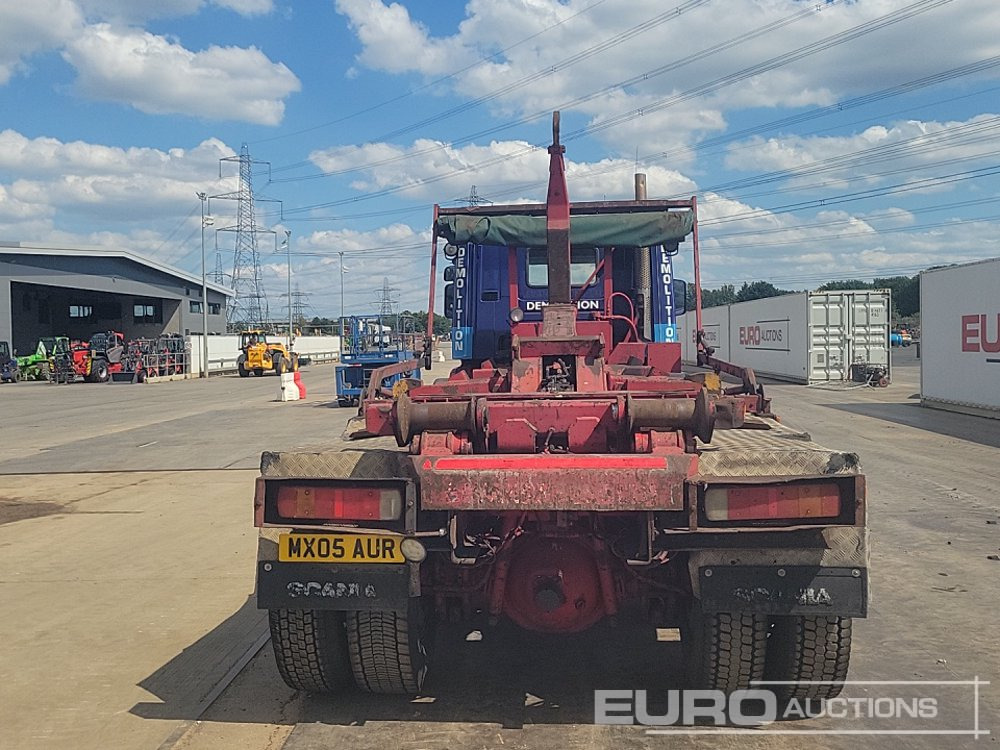 2005 Scania P380 - Autocarro scarrabile: foto 4 2005 Scania P380 - Autocarro scarrabile: foto 4