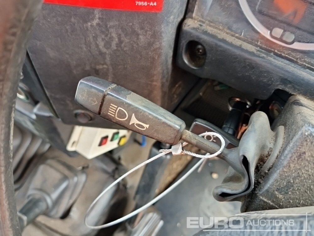 Pick-up 2007 Land Rover Defender: foto 33 Pick-up 2007 Land Rover Defender: foto 33