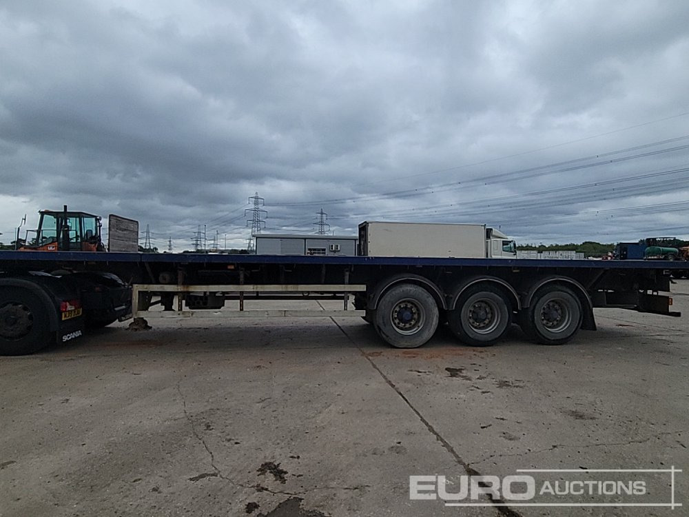 2007 SDC Trailer Tri Axle Extendable Flatbed Trailer, Twist Locks, Rear Steer - Semirimorchio cassonato/ Pianale: foto 2 2007 SDC Trailer Tri Axle Extendable Flatbed Trailer, Twist Locks, Rear Steer - Semirimorchio cassonato/ Pianale: foto 2
